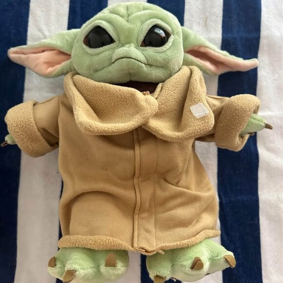 Build A Bear BAB Star Wars Baby Yoda 14in Plush - Picture 2 of 3
